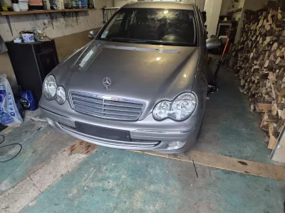 Réparation choc AVG Mercedes C200